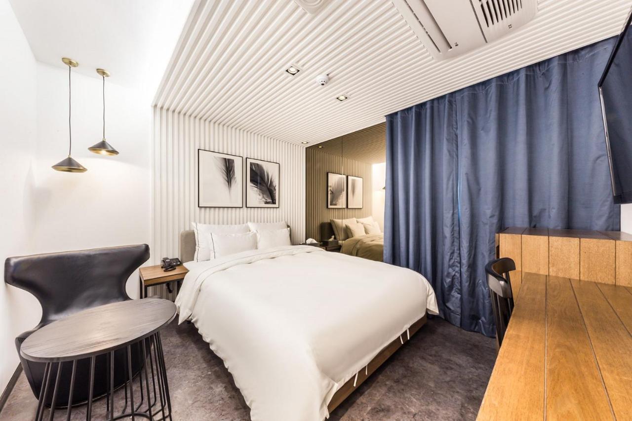 Forestar Hotel Sinchon 首爾 外观 照片
